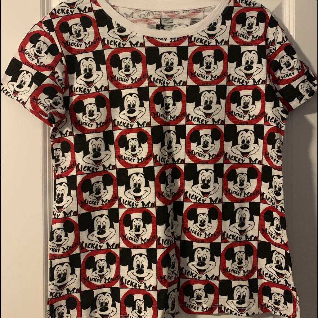 Brand New Walt Disney World Tshirt Shopdisney